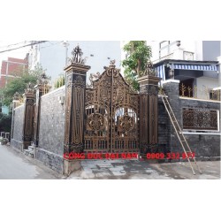 Cổng đúc đặc trọn bộ _ Công trình anh Quang _Tên Lửa